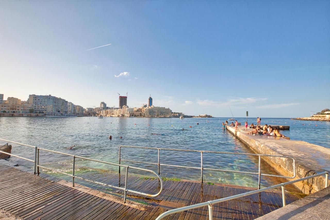 Vic- Seafront Apartment سليمة المظهر الخارجي الصورة
